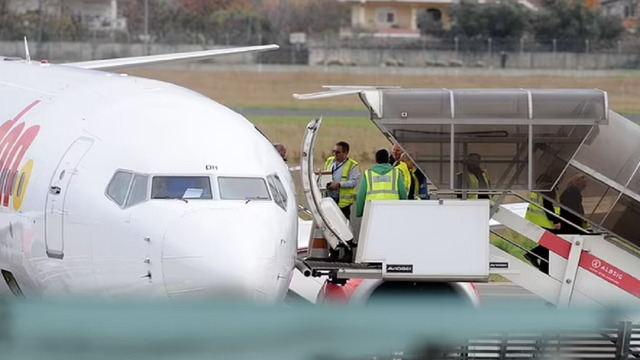 , Panik në ajër! Humb jetën pasagjeri në avionin e nisur nga Tirana, bëhet ulje emergjente në Londër, detajet e para